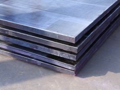 チタン - 炭素鋼クラッド板